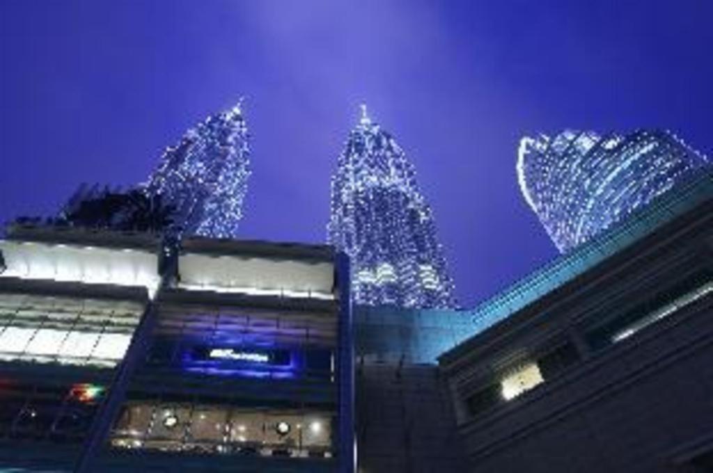 Grand Barakah Hotel أمبانغ المظهر الخارجي الصورة