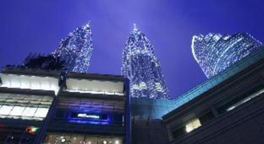 Grand Barakah Hotel أمبانغ المظهر الخارجي الصورة