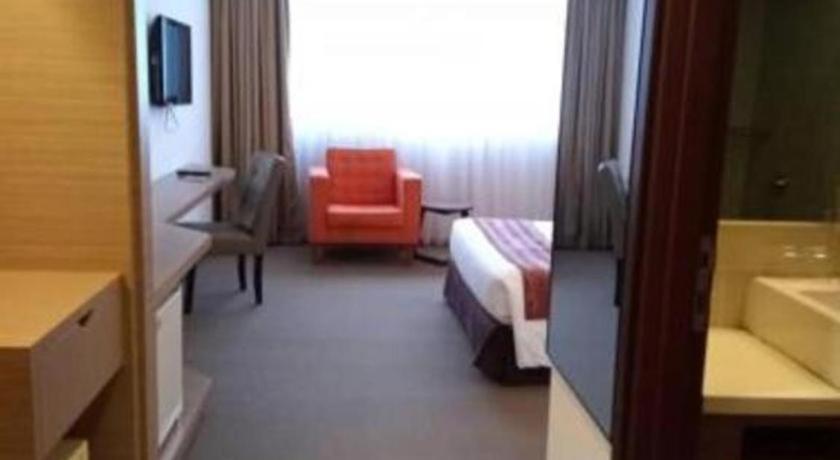 Grand Barakah Hotel أمبانغ المظهر الخارجي الصورة