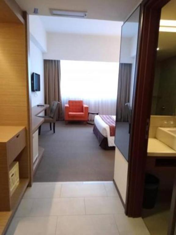 Grand Barakah Hotel أمبانغ المظهر الخارجي الصورة